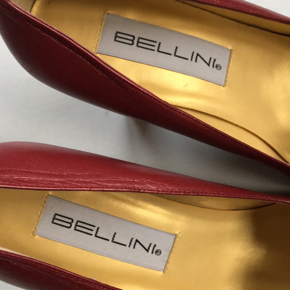 Bellini Red Heels with Bow Accent - Picture 4 of 8